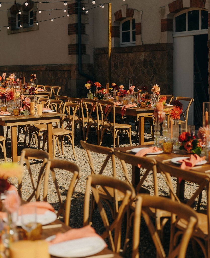 velvetrendezvous-chaise-bistrot-dos-croise