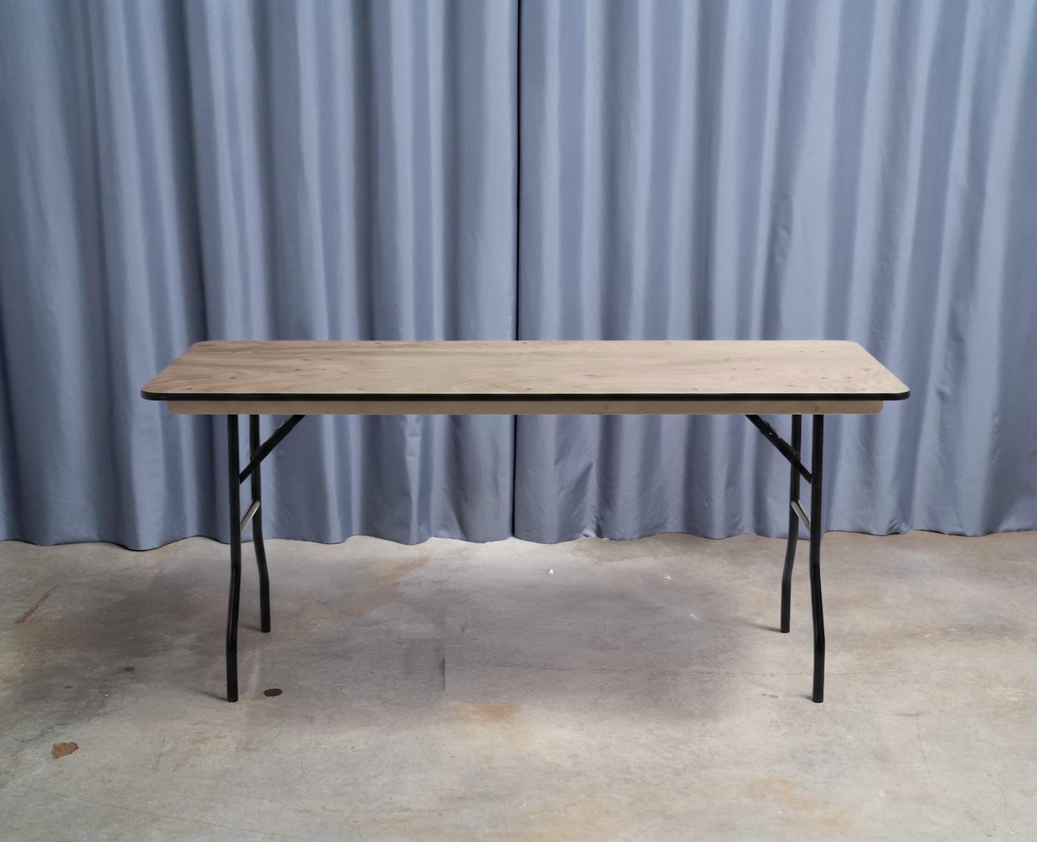 velvetrendezvous-table-a-napper-200-100cm