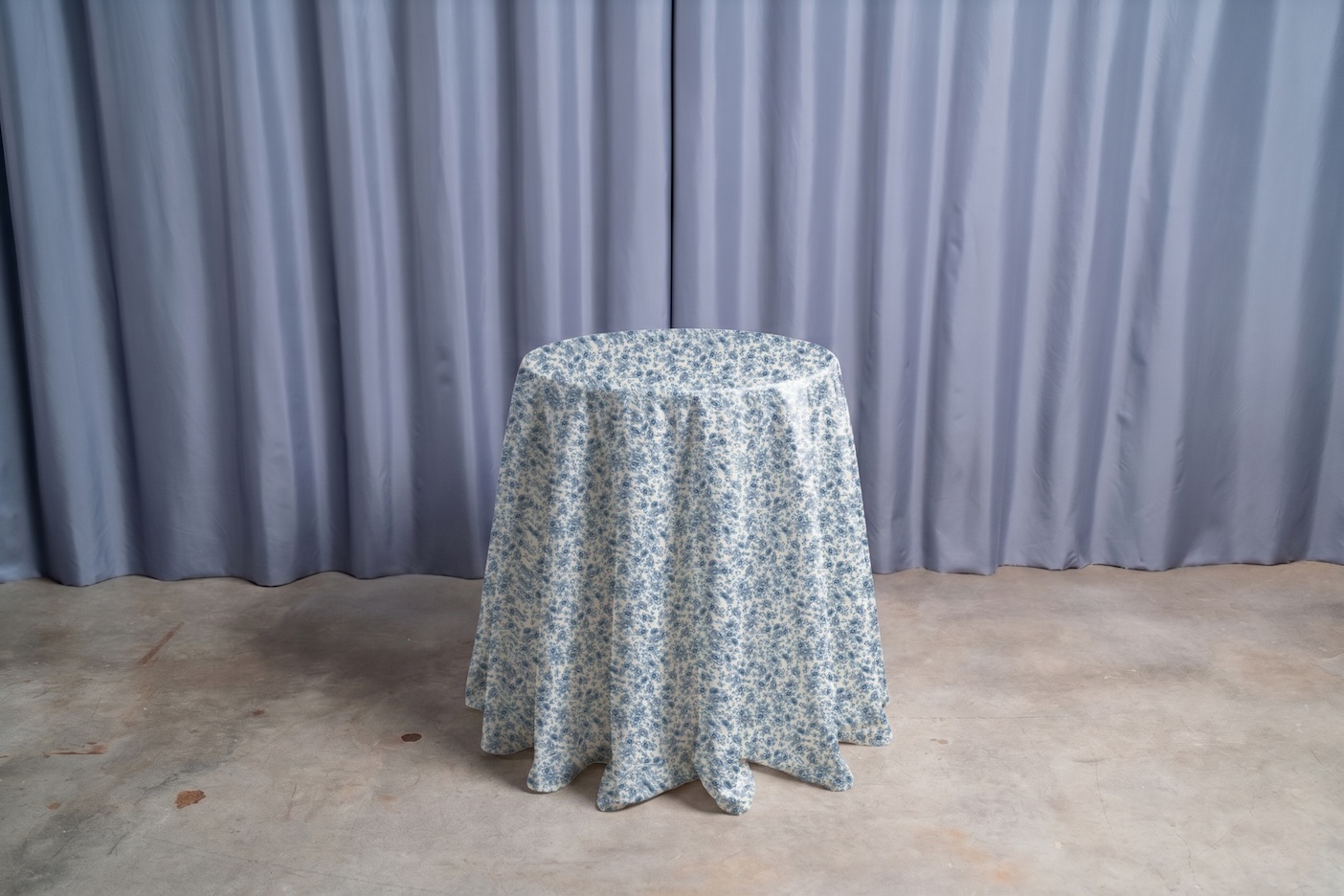 Nappe liberty bleu pour guéridon